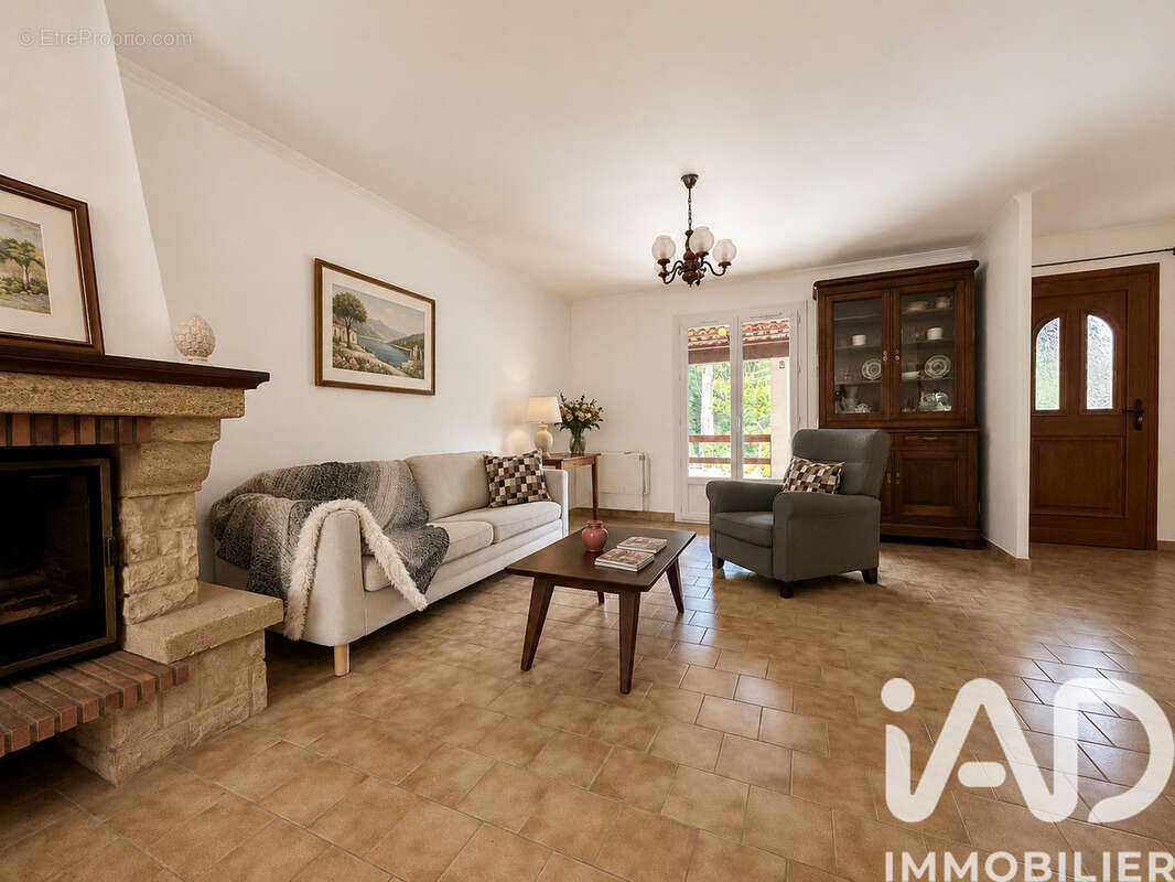 Photo 4 - Maison à PEYROLLES-EN-PROVENCE
