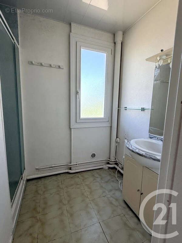 Appartement 55 m² à Saint-Quentin  - photo 6