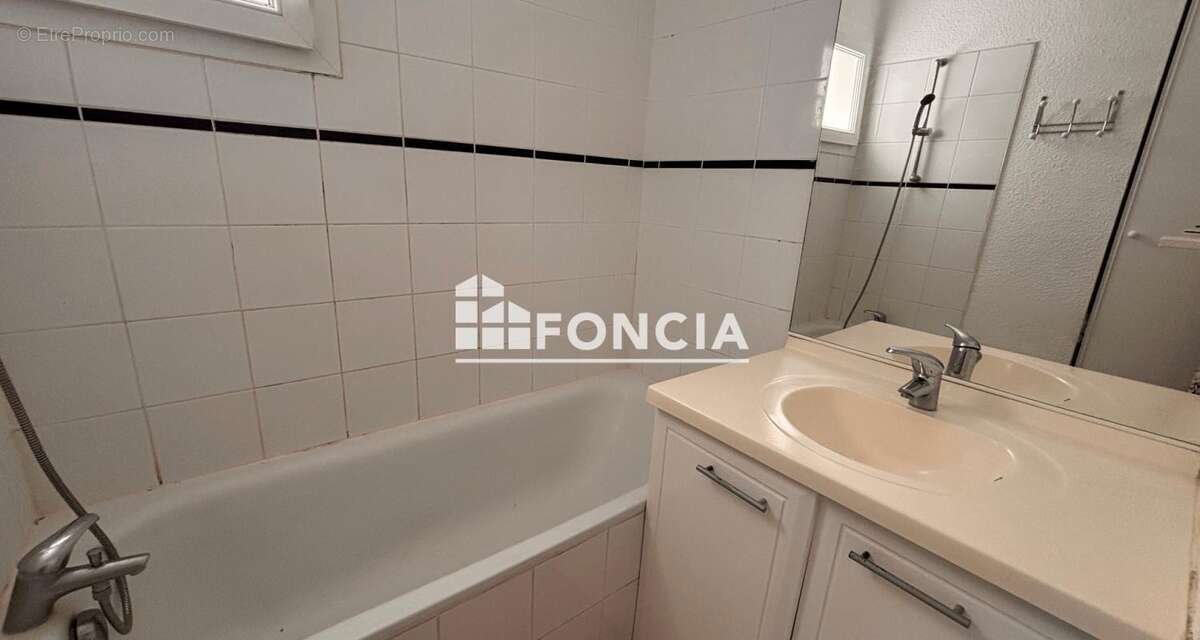 Appartement à TONNAY-CHARENTE