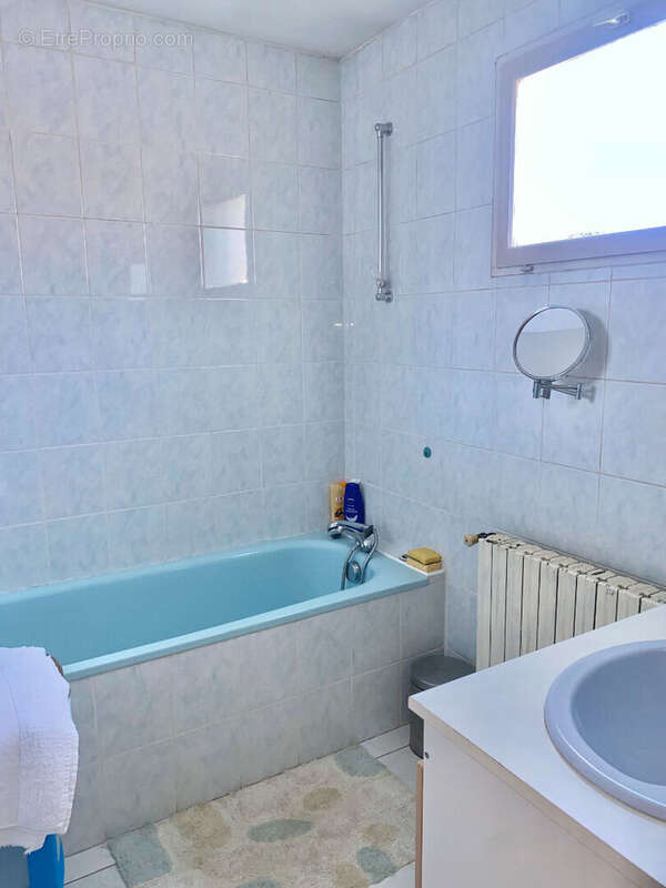 À VENDRE, Maison de Ville avec jardin à DAMVILLE 93m2. - photo 9