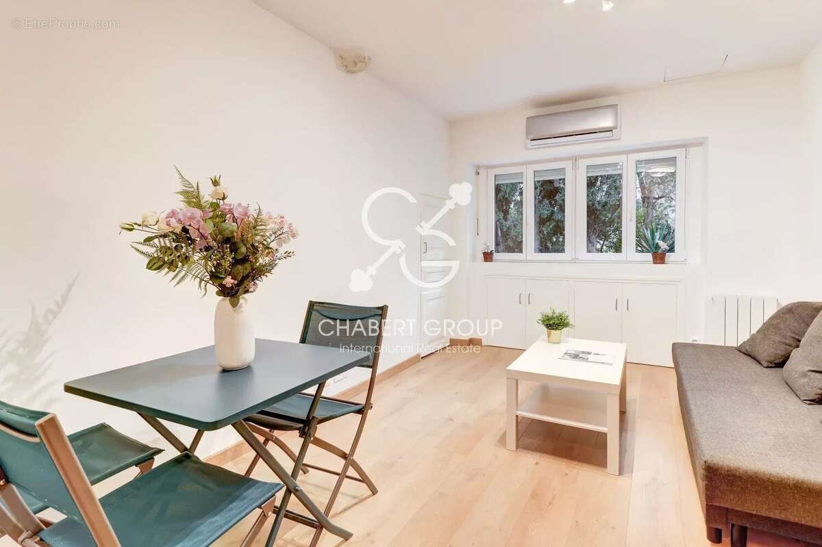 Appartement à VILLEFRANCHE-SUR-MER