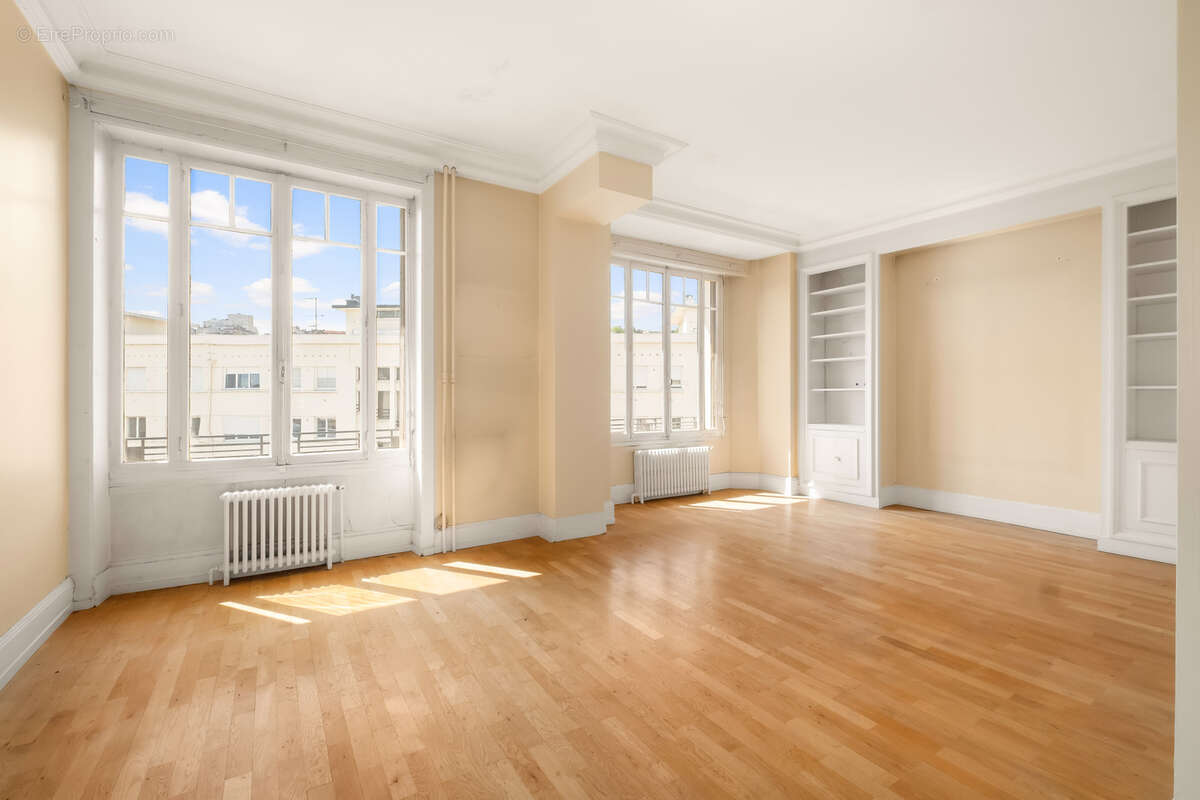 Appartement à LYON-6E
