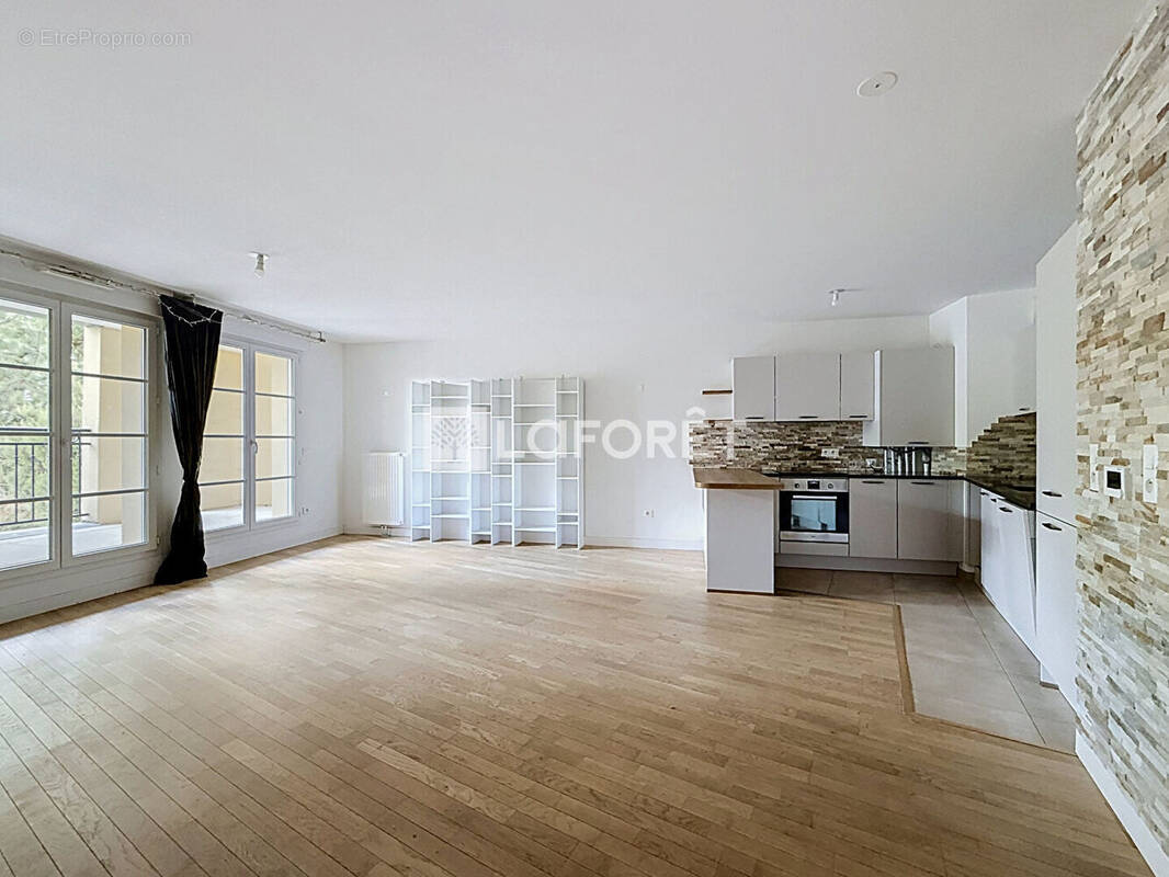 Appartement à LE PLESSIS-ROBINSON