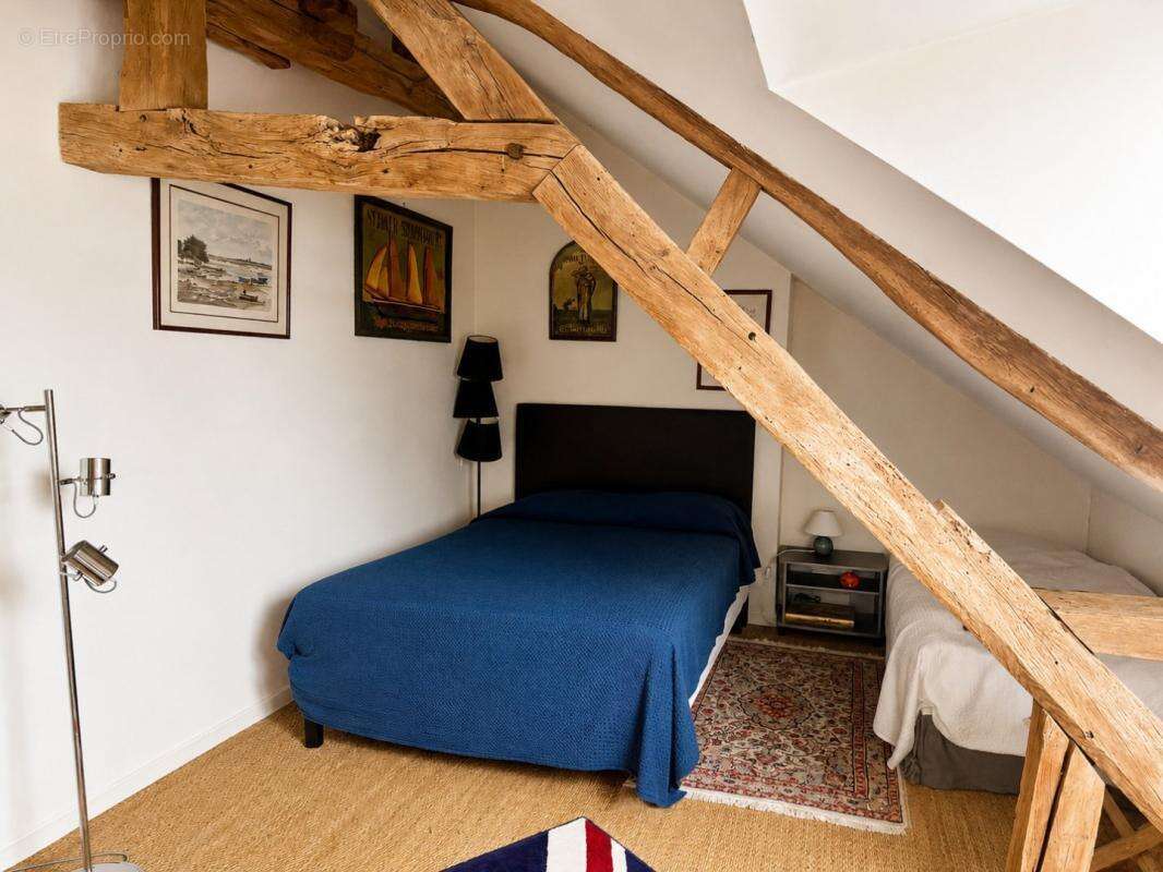 Maison à CHAUMONT-SUR-THARONNE