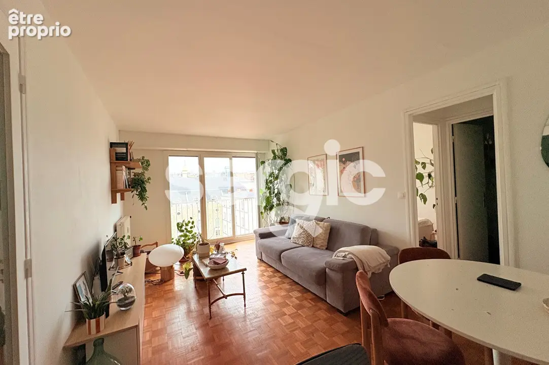 Appartement Paris  2 pièce(s) 42 m2 + place de parking quartier BEAUGRENELLE et vue tour EIFFEL - photo 2
