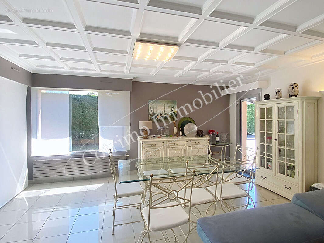Genas Maison Plain pied 147m² Terrain 788m² - photo 5