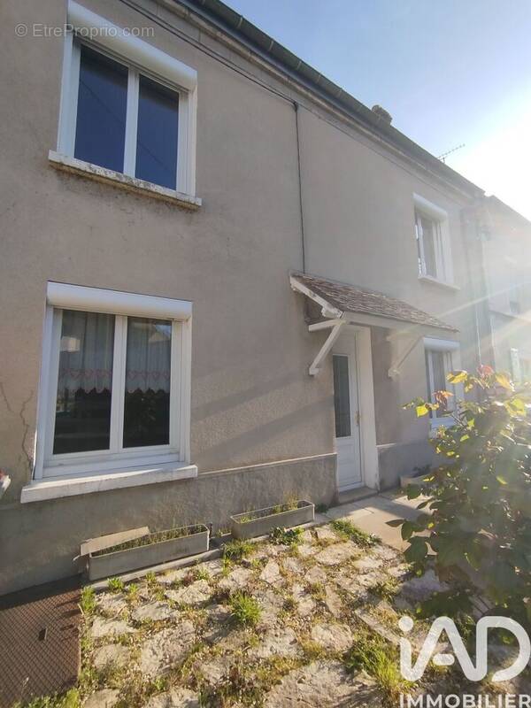 Photo 1 - Maison à SOUPPES-SUR-LOING