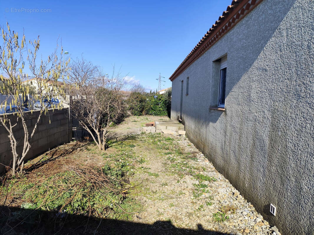 Maison à LEZIGNAN-CORBIERES
