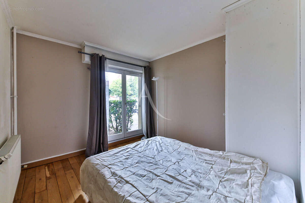 Appartement à AUBERVILLIERS