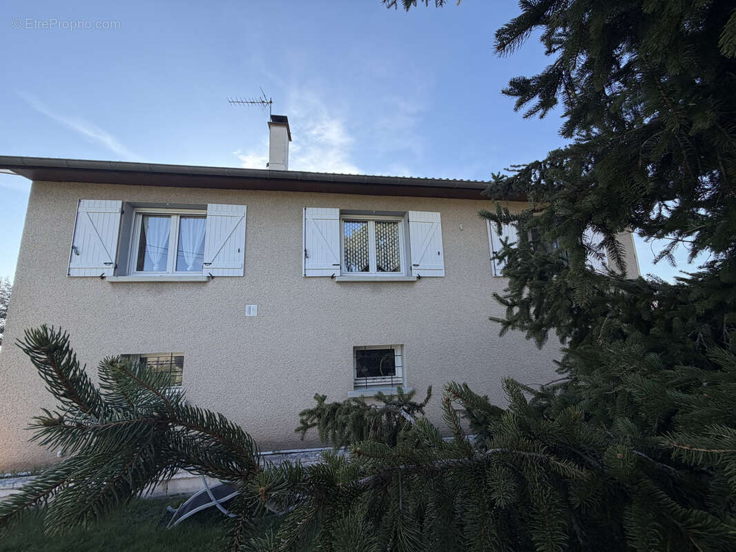Maison à CIVENS