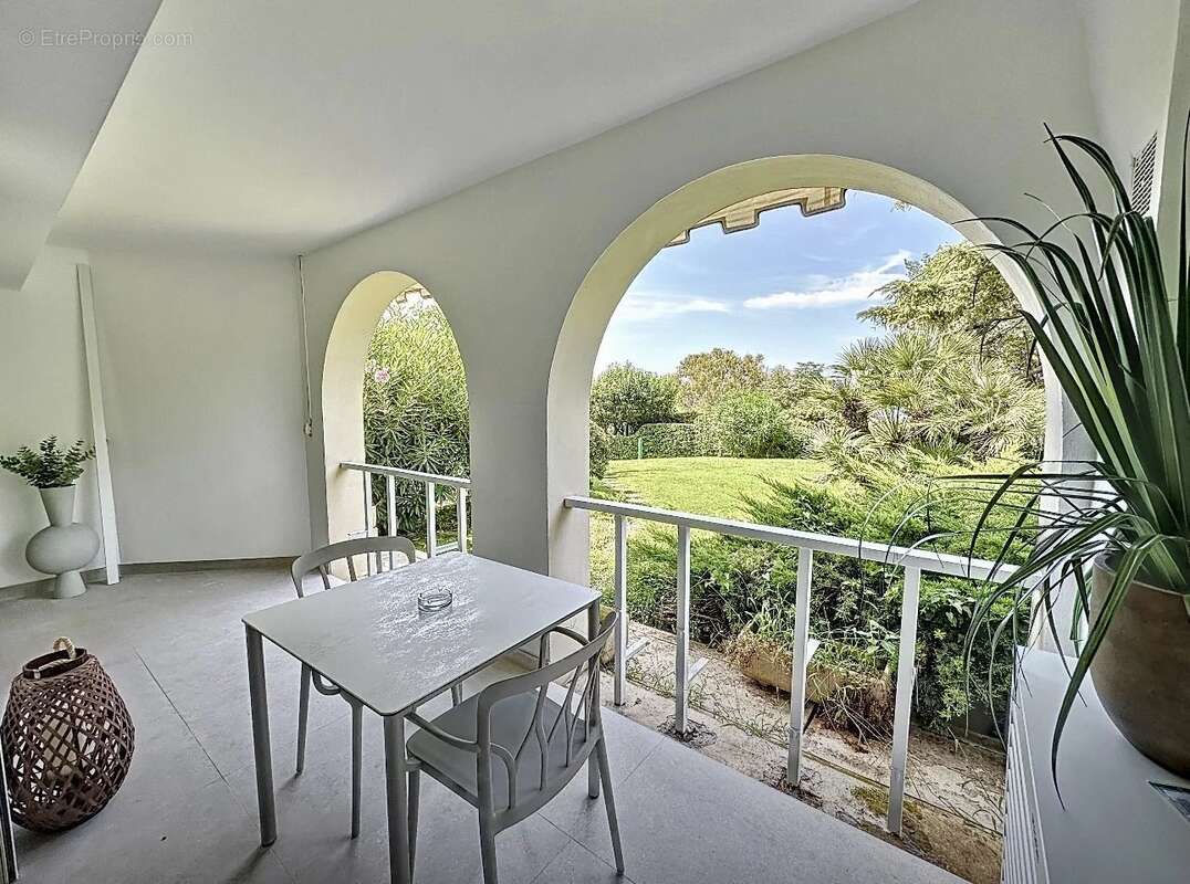 Appartement à CANNES