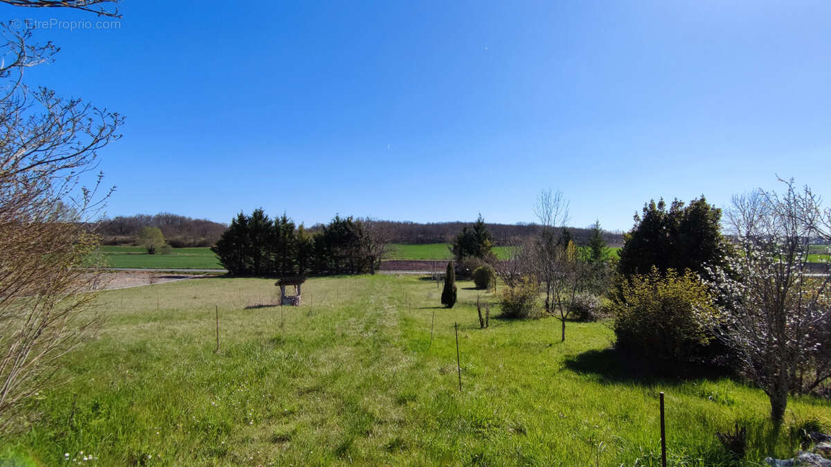 Maison à BAGAT-EN-QUERCY