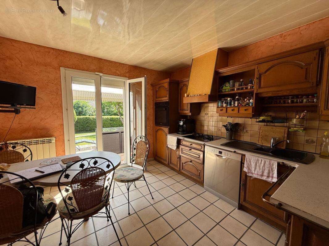 Maison à SAINTE-GENEVIEVE