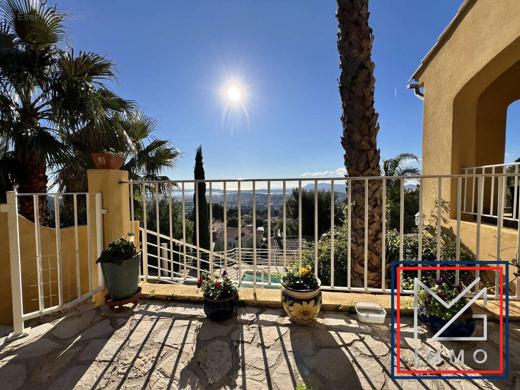 Maison 285 m² à Toulon  - photo 7