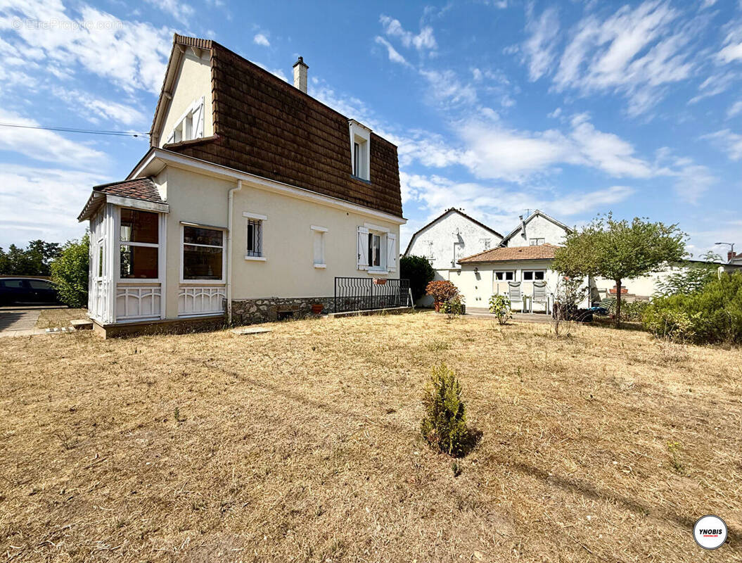 Maison à AUBERGENVILLE