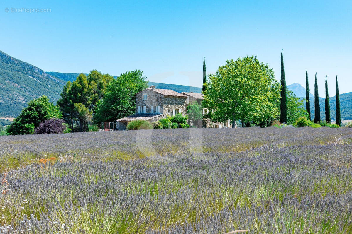 Maison à LA BEGUDE-DE-MAZENC