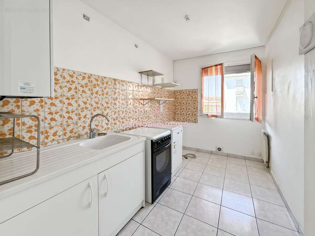 Appartement 55 m² à Sete  - photo 2