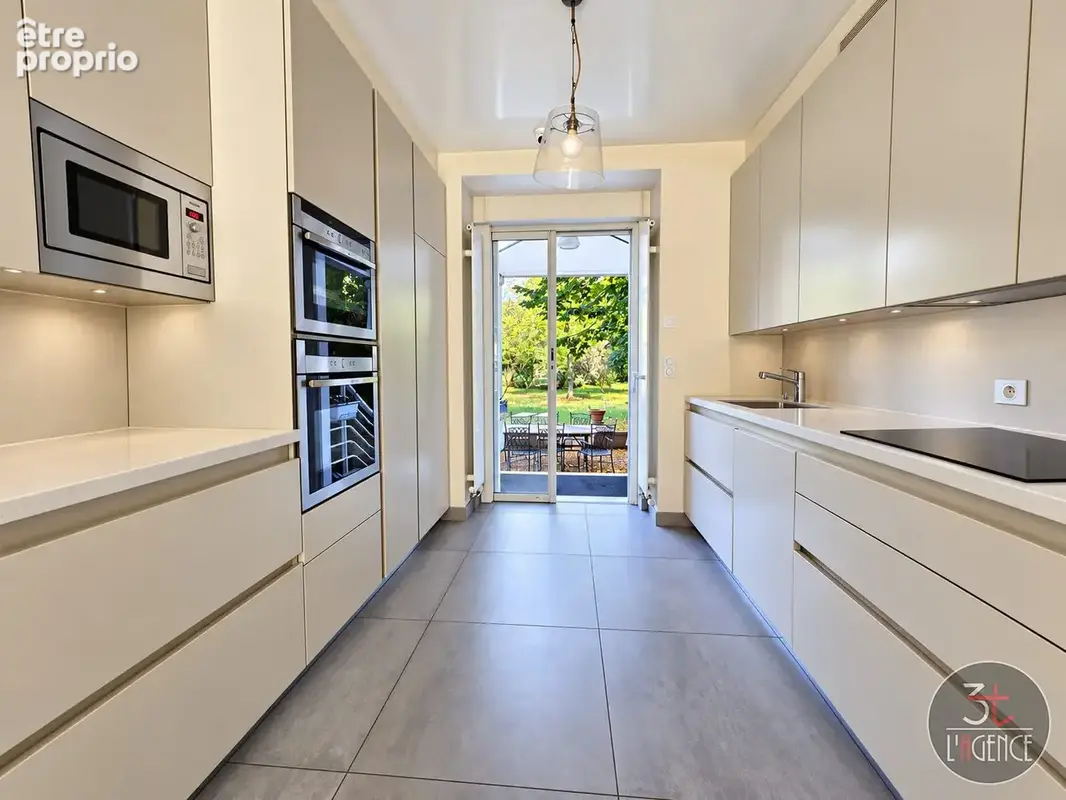 Maison 10 pièces 270 m² à vendre à Fontenay-Sous-Bois (94120) - photo 6