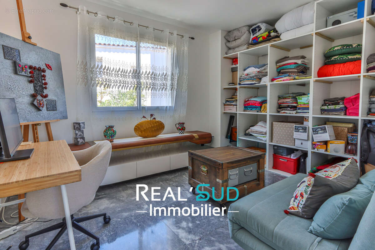 Maison à MARSEILLE-9E