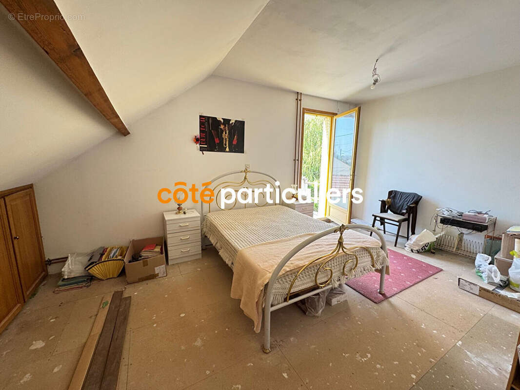 Maison à FLEURY-LES-AUBRAIS