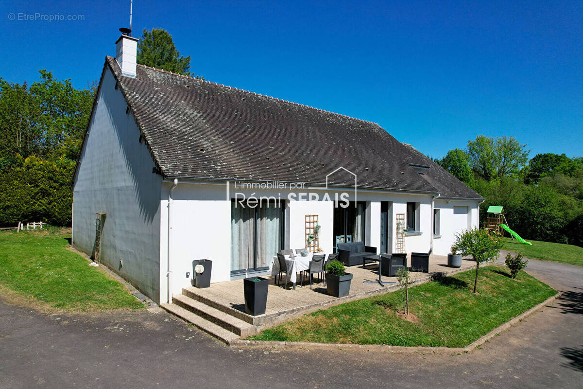 Maison à PERROU