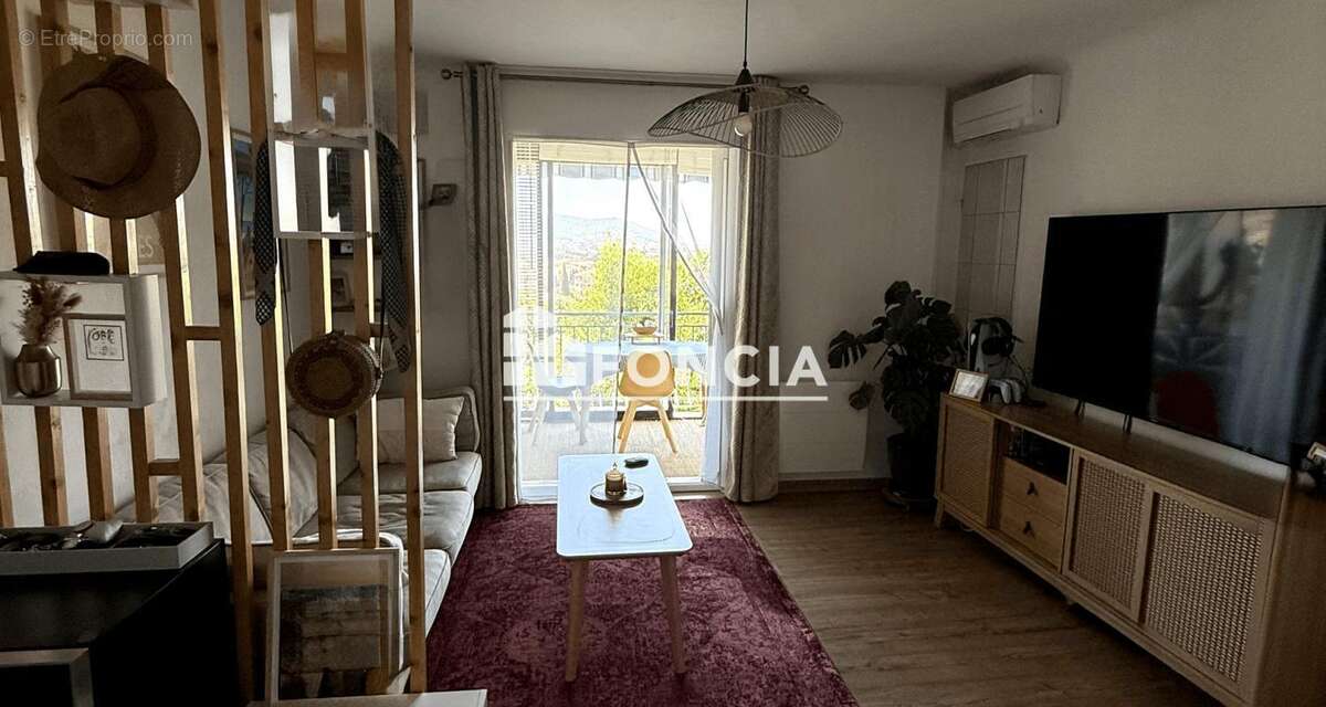 Appartement à HYERES