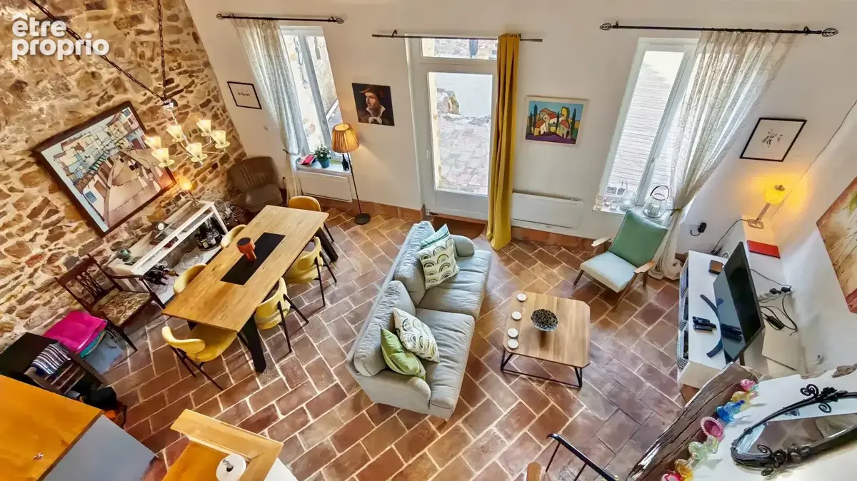 Magnifique Maison de Village en Pierre avec Deux Chambres et une Vue Imprenable - photo 2