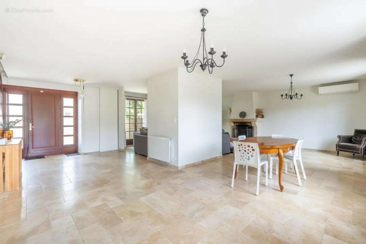 Maison familiale de 170m2 aux portes de la Vallée de Chevreuse - photo 9