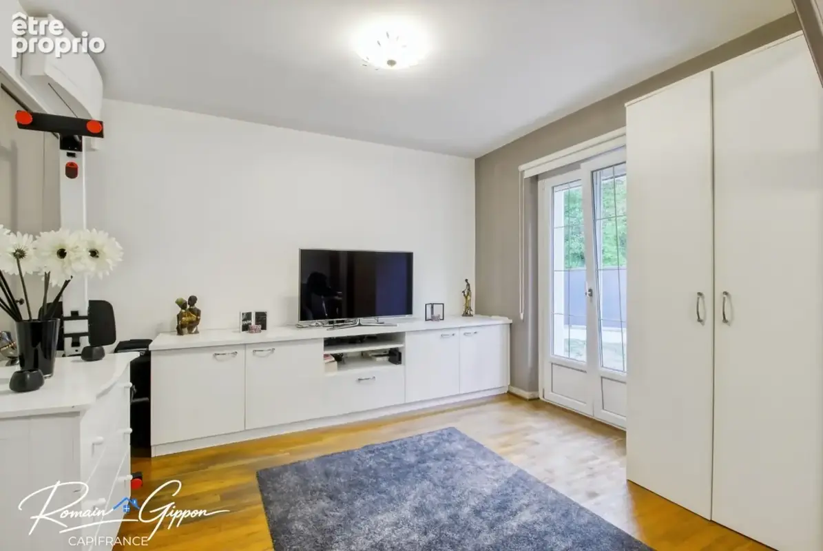 Liverdun – maison semi plain-pied - 168 m² – 4 chambres – piscine chauffée – garage double - photo 10