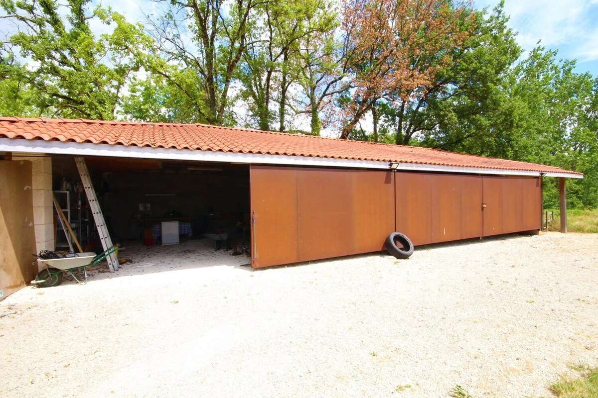 Spacieuse maison familiale et domaine équestre - photo 18