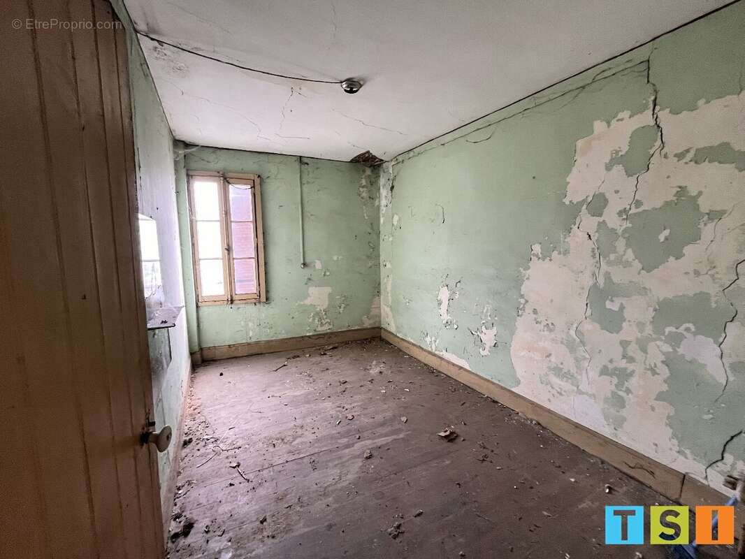 Maison à LOURES-BAROUSSE