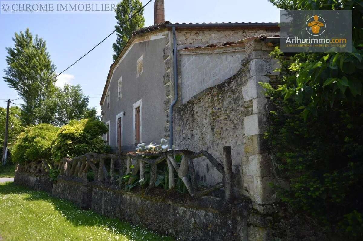 Maison à MONSEGUR