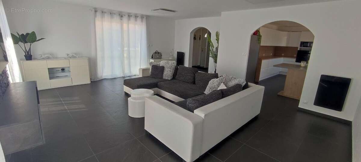 Maison À Vendre - photo 2