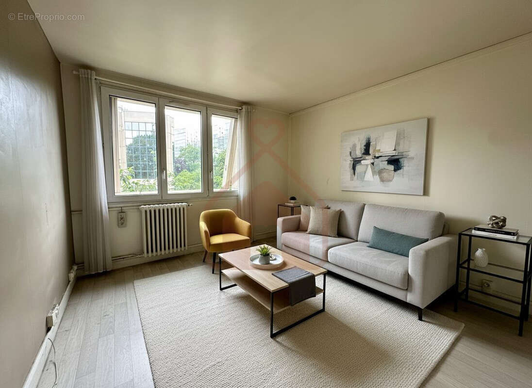 Appartement à IVRY-SUR-SEINE