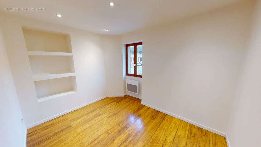 Appartement à FROGES