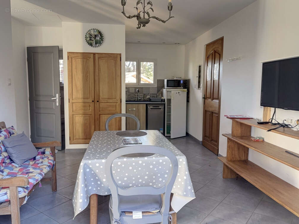 Maison à LA GARDE-FREINET