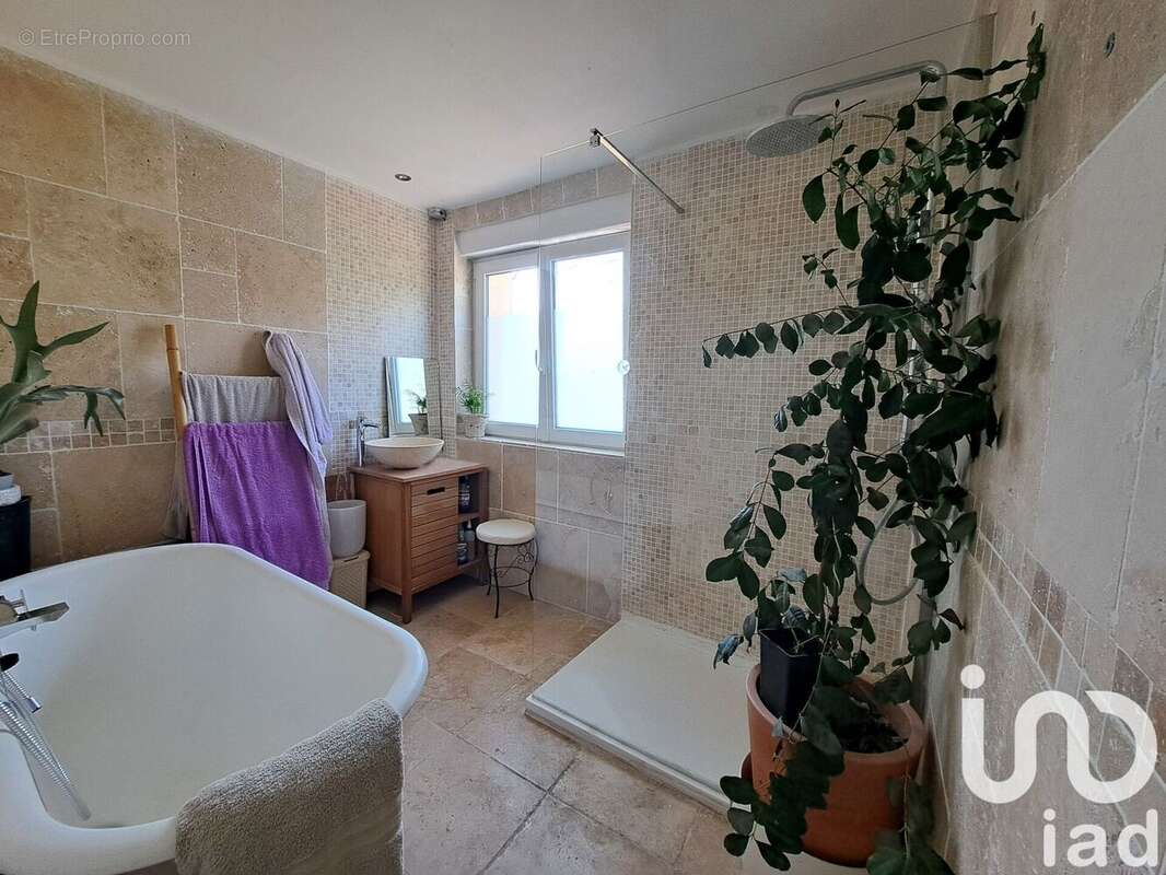 Photo 3 - Maison à SAINT-JUST-EN-CHAUSSEE