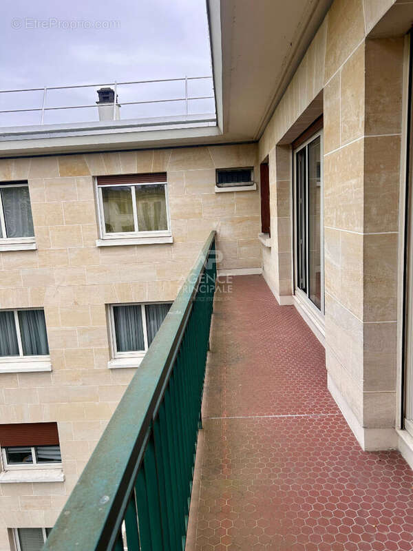 Appartement à MAISONS-LAFFITTE