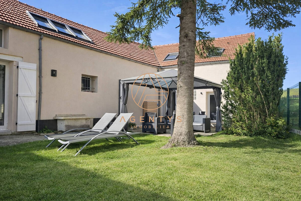 Maison à EMERAINVILLE