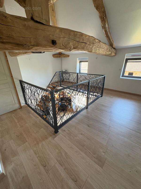 Maison en pierre  de standing avec dépendance 160M² sur 17000 m² de terrain clos et plat - photo 5
