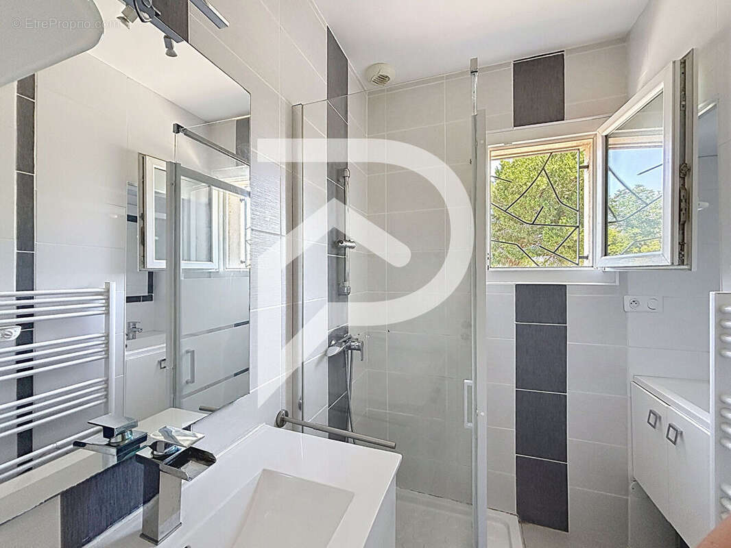 Villa contemporaine 3 faces - piscine - 3 suites parentales - garage - agde - photo 5