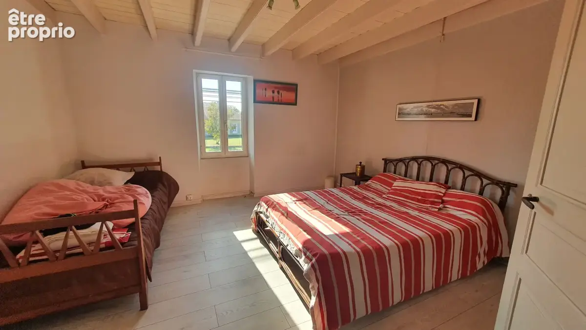 En vente à Hagetmau : maison avec 7 pièces - photo 11
