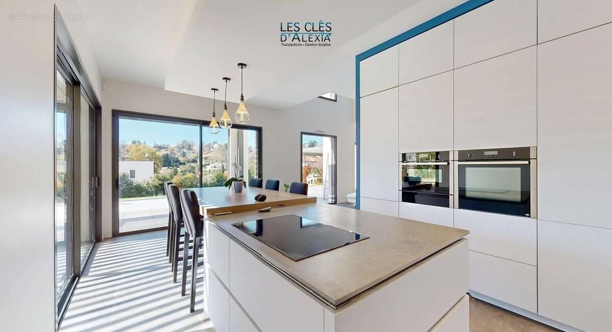 Maison à SAINT-DIDIER-AU-MONT-D'OR