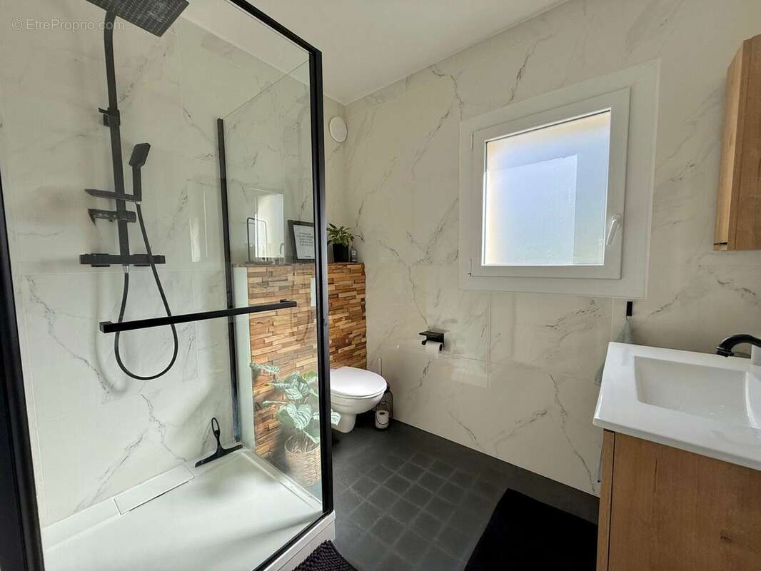 Maison à ALBERTVILLE