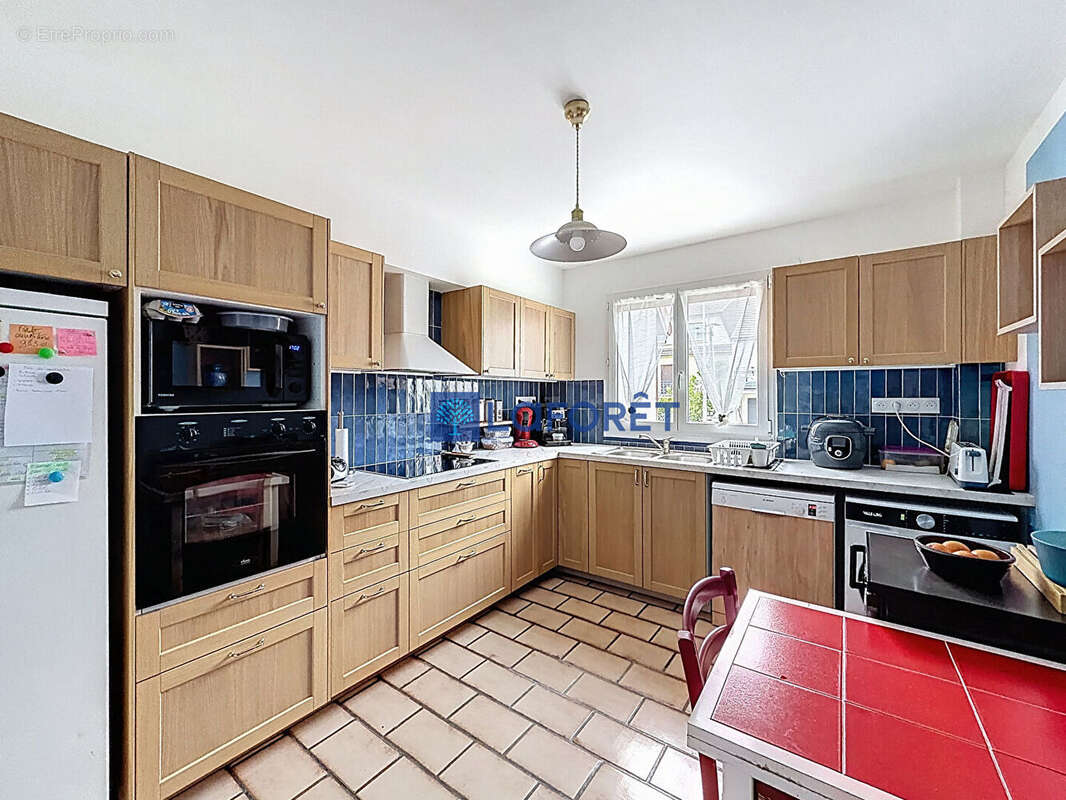 Maison à SAVIGNY-SUR-ORGE