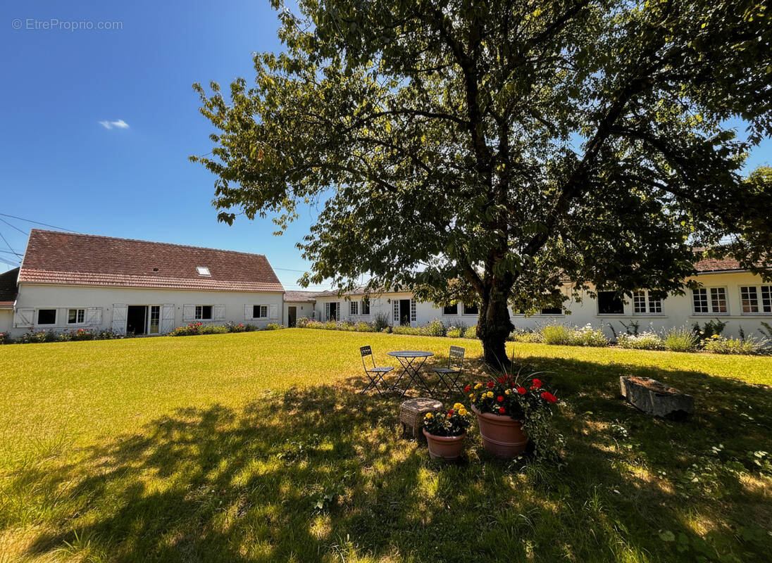 Maison à REMILLY-SUR-TILLE