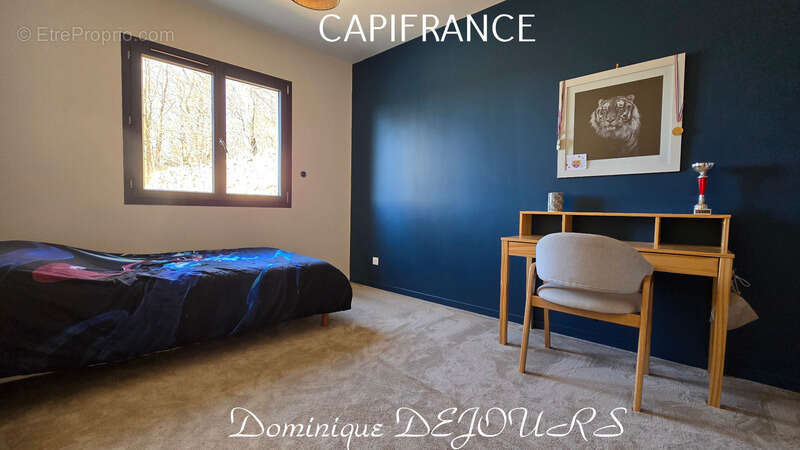 Ardèche - Magnifique Maison d'architecte de 184 m² habitable - Bel espace extérieur - Vue panoramique sur les montagnes ardèchoi - photo 9
