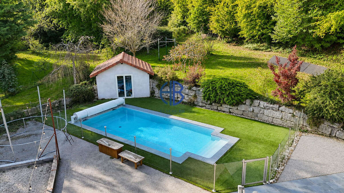 Maison à CORBELIN