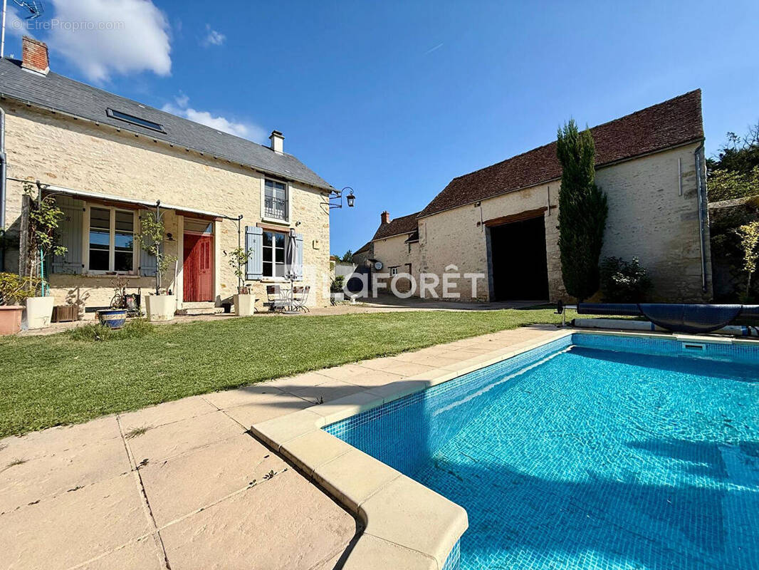Maison à MILLY-LA-FORET