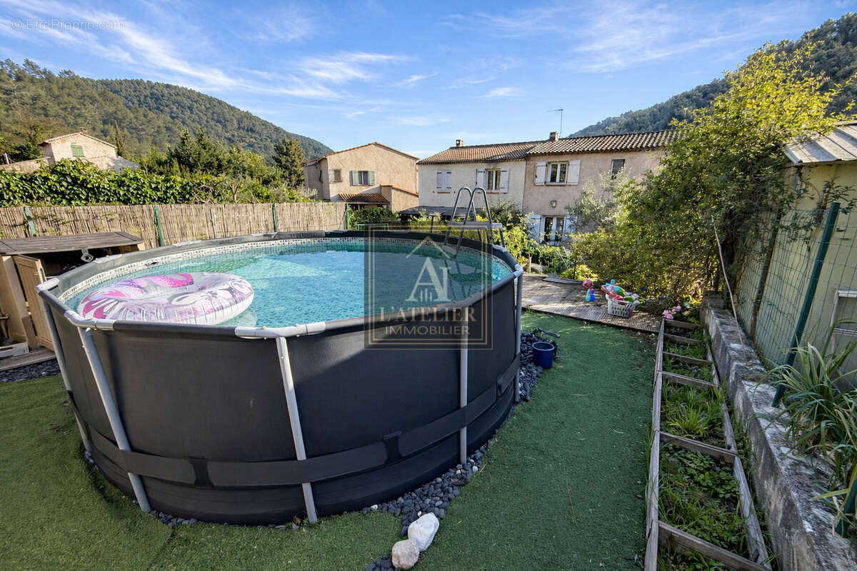 Maison de type 4 d'une superficie de 74 m2 avec garage sur une parcelle de 240 m2 - photo 12